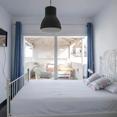 아파트 Penthouse Duplex With 2 Private Terraces In Old Town 타리파