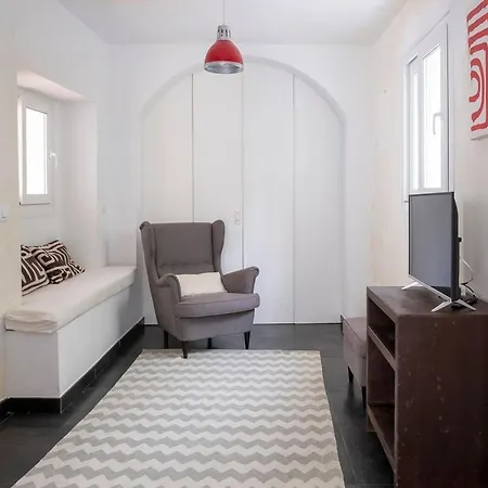 Penthouse Duplex With 2 Private Terraces In Old Town * 타리파